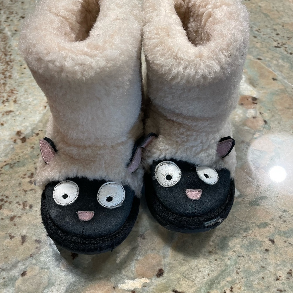 EMU AUSTRALIA Little Creatures Lamb First Walker - Picture 2 of 6